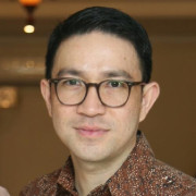 Spencer PAOH (Moderator) > Speaker > Dassault Systèmes®