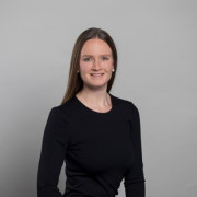 Julia Oosterhoff > Speaker > Dassault Système®