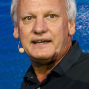 Daniel Pyzak > Speaker > Dassault Système®
