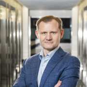 Krzysztof Radziwon > Speaker > Dassault Système®