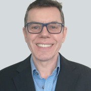 Jonathan Oakley > Speaker > Dassault Systèmes®
