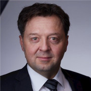 Christian DLUGOSCH > Speaker > Dassault Systèmes®