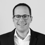 Alexander Loscher > Speaker > Dassault Système®