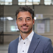 Aydin van den Bergh > Speaker > Dassault Système®