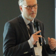 Jörg Wirtz > Speaker > Dassault Système®
