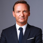 Antoine Tesniere > Speaker > Dassault Systèmes®