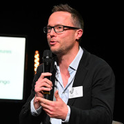Yann Klis > Speaker > Dassault Systèmes®