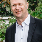 Klaus-Peter Linau > Speaker > Dassault Systèmes®