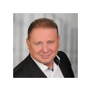 Thomas Bovenderd > Speaker > Dassault Système®