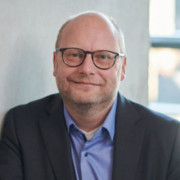 Chris GREIS > Speaker > Dassault Systèmes®