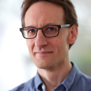 Michael Cervenka > Speaker > Dassault Système