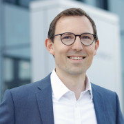 Dr. Andreas Wank > Speaker > Dassault Système