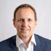 Wolfgang Zondler > Speaker > Dassault Système