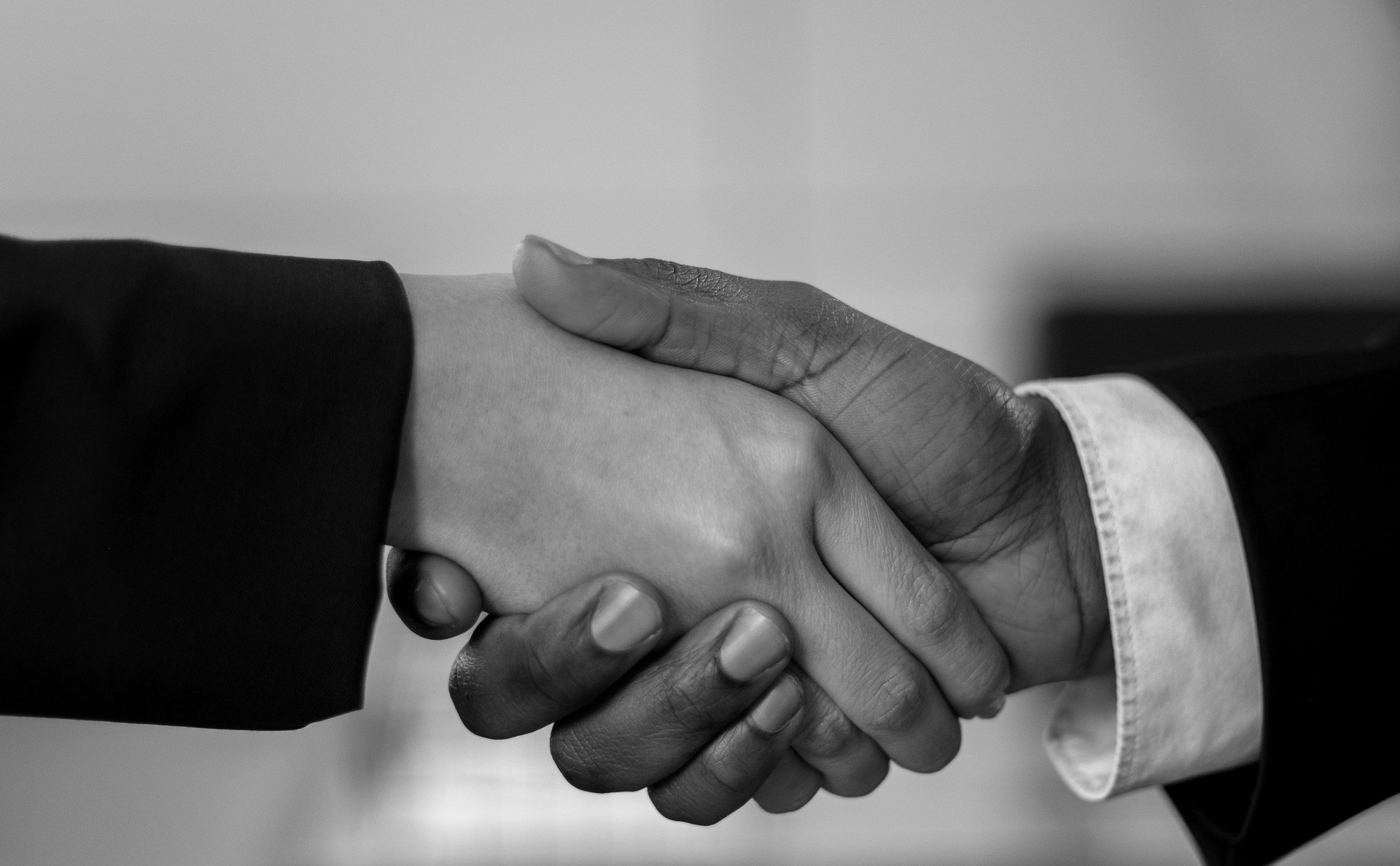 connect-with-your-peers-landscape-bfcj5487.jpg