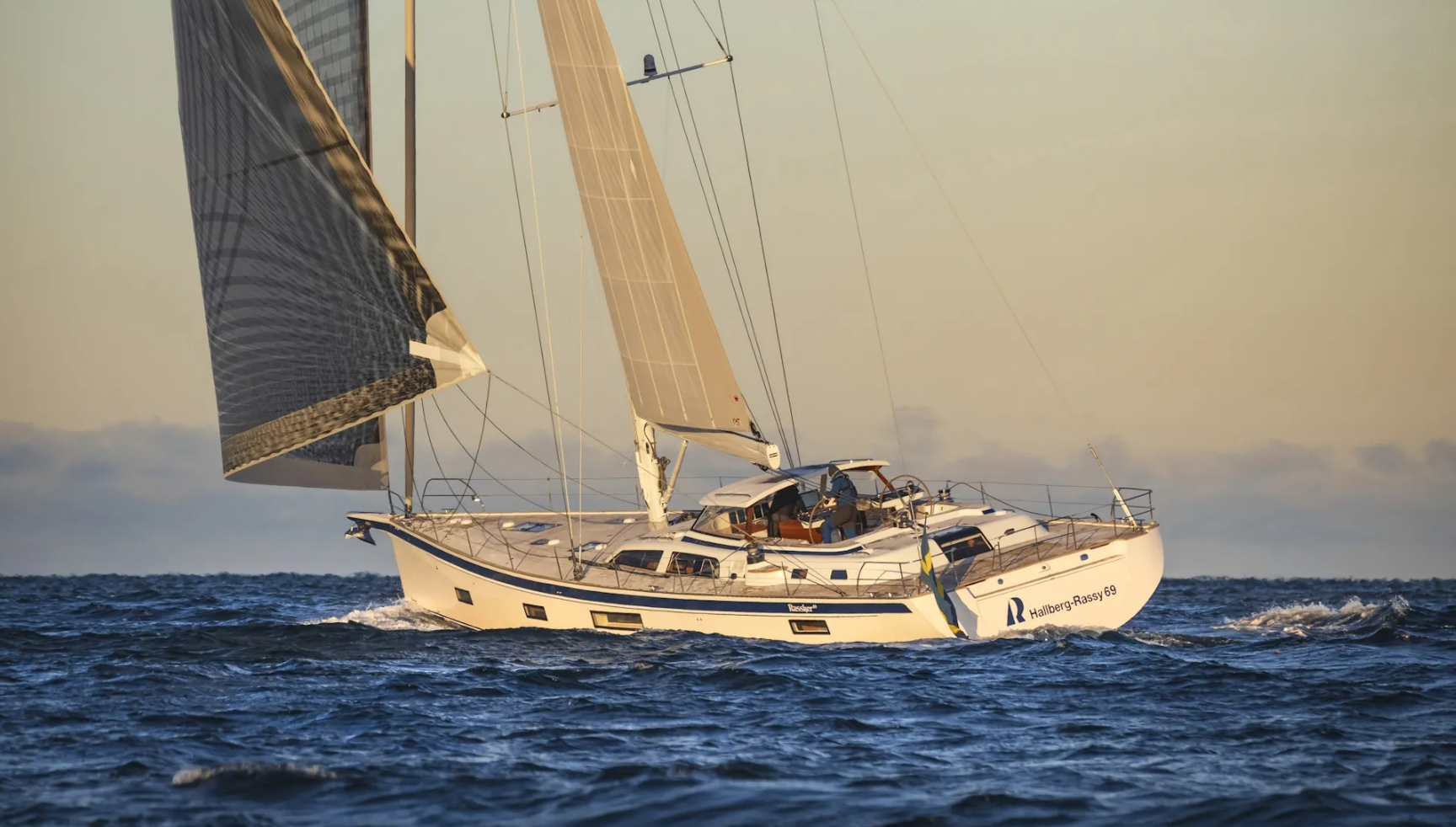 hallberg-rassy-nem3ej3e.png