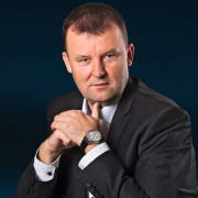 Roman Lisičan > Speaker > Dassault Système